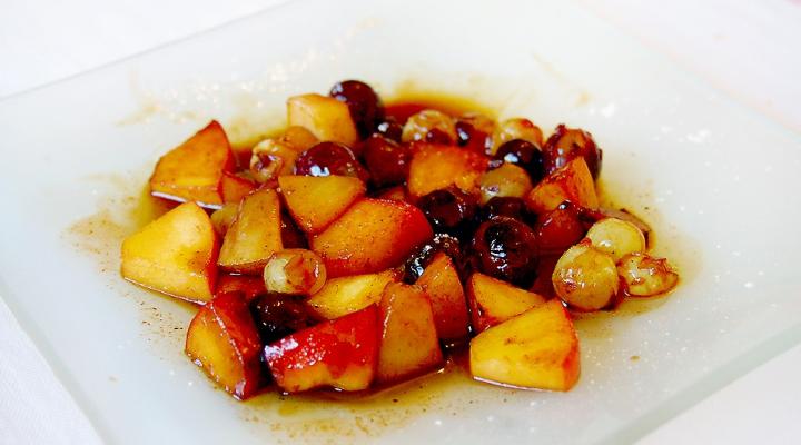 French Eating is Orgasmic with a Sexy Warm Fruit In Vino y Miel in Val de Loire