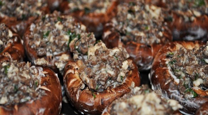 Cooking for a GA Gubernatorial Candidate! What Does He Like? Stuffed Bleu Cheese Mushrooms And…