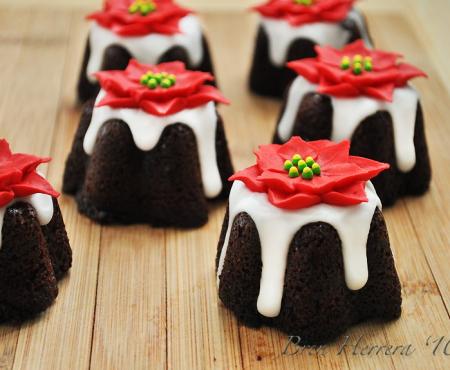 Semi Homemade: Organic Chocolate Fudge Cake W/Peppermint Icing Recipe