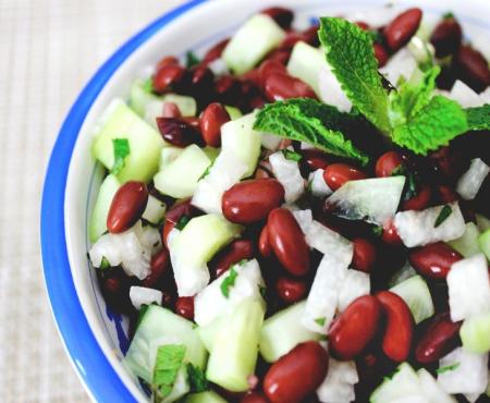 {Guest Post} Get Healthy, Go Vegan: A Cookbook Review & Recipe