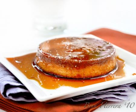 #FlanFridays: Eggnog Rum Flan for Christmas