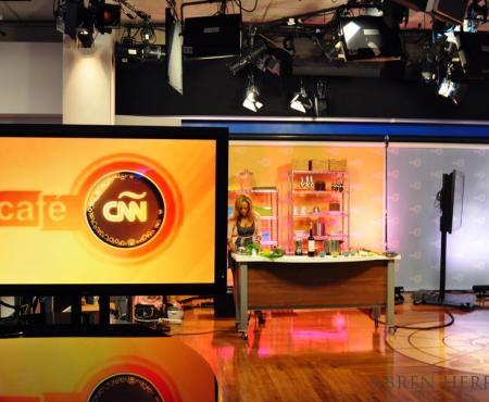 CNN Español "Cafe" Morning Show Cooking Segment 10.7.11
