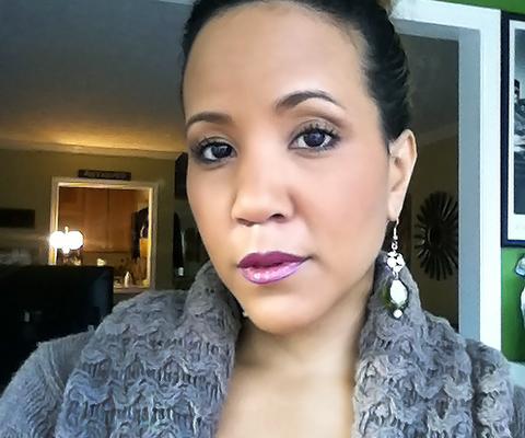 CoverGirls’ New Line & The Sexy Latina Sofia Vergara Rocks It!