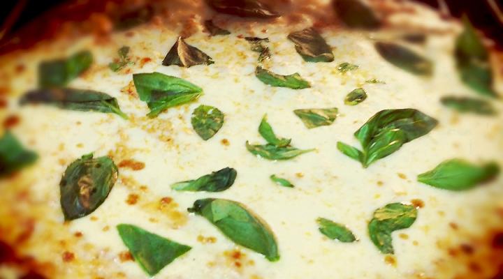 Home Run Inn Frozen Pizza. A Departure From Home Base & a Doctored Margherita