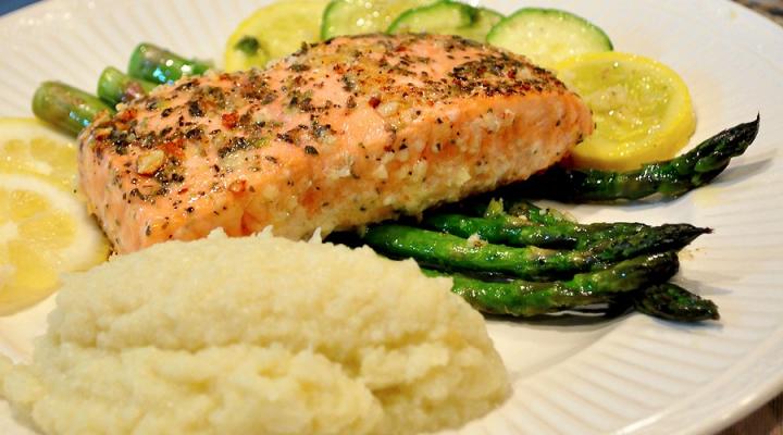 Truffle Herbed Salmon and Cauliflower Purée