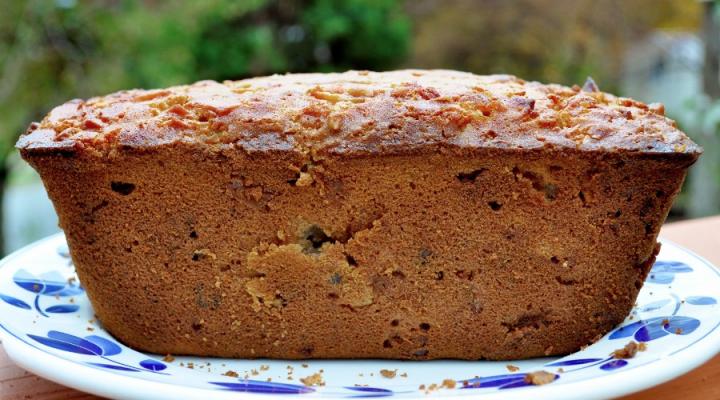 Nutty 4 Apple Bread … Really, really good apple bread