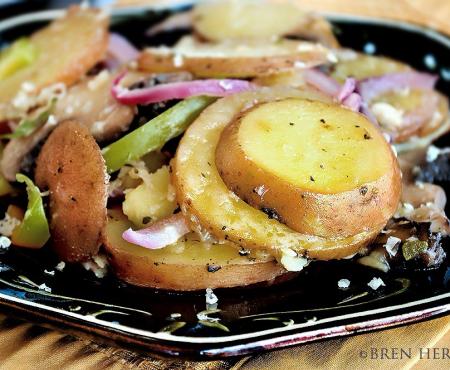 A Divine Pan Fried Potato & Mushroom Breakfast Skillet