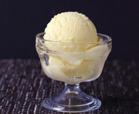 Whiskey Smash, Bourbon Vanialla Ice Cream, & The Kentucky Derby