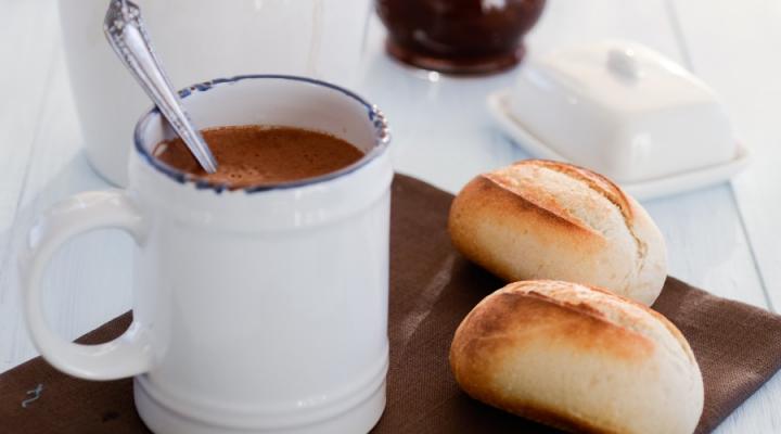 {All Around Latin America} Dominican Chocolate de Agua in Celebration of Hispanic Heritage Month