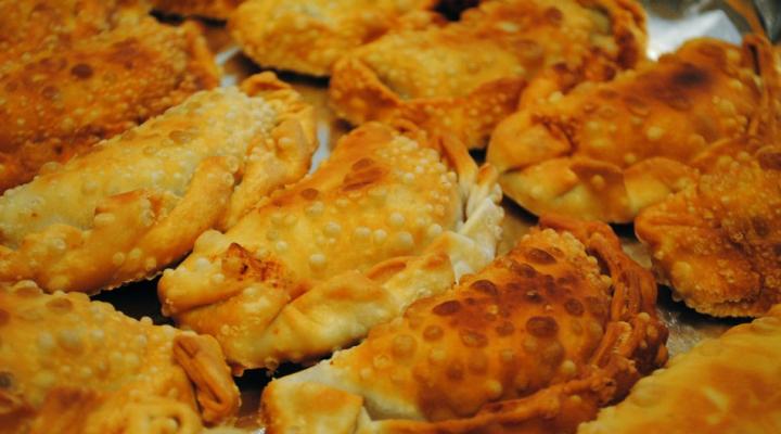 {All Around Latin America} The Duo’s Ethnic Exploration: Spain in Celebration of Hispanic Heritage Month