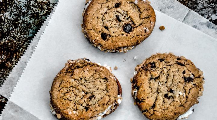Sweet & Spicy Chocolate Chip Vanilla and Toffee Ice Cream Cookie